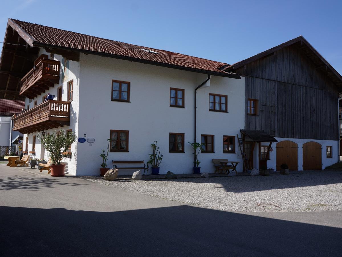 Paulhuberhof Apartment Chieming Bagian luar foto